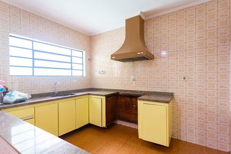 Casa à venda com 310m², 3 quartos e 4 vagas Casa à venda com 310m², 3 quartos e 4 vagasCozinha