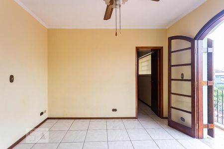 Casa à venda com 310m², 3 quartos e 4 vagas Casa à venda com 310m², 3 quartos e 4 vagasSuíte