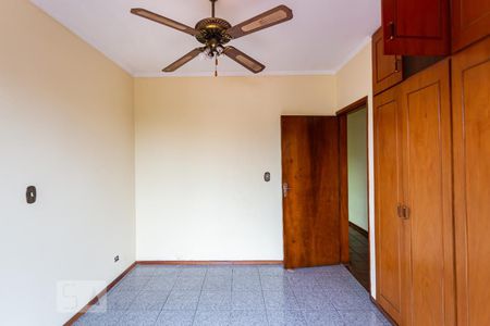 Casa à venda com 310m², 3 quartos e 4 vagas Casa à venda com 310m², 3 quartos e 4 vagasQuarto