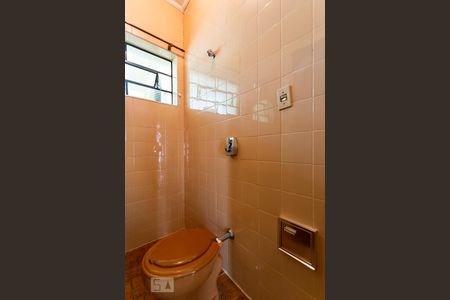 Casa à venda com 310m², 3 quartos e 4 vagas Casa à venda com 310m², 3 quartos e 4 vagasLavabo