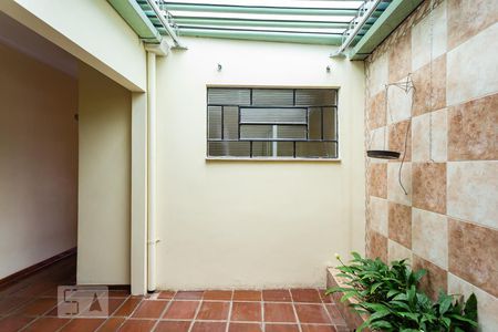 Casa à venda com 310m², 3 quartos e 4 vagas Casa à venda com 310m², 3 quartos e 4 vagasSala 2