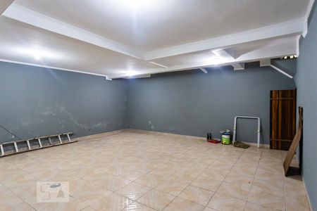 Casa à venda com 310m², 3 quartos e 4 vagas Casa à venda com 310m², 3 quartos e 4 vagasGaragem