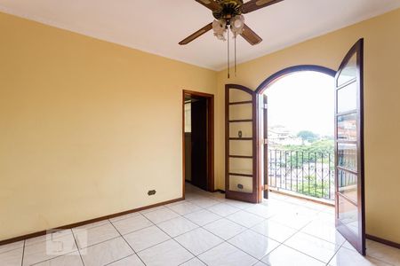 Casa à venda com 310m², 3 quartos e 4 vagas Casa à venda com 310m², 3 quartos e 4 vagasSuíte