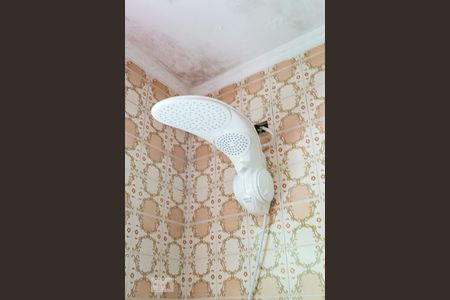 Casa à venda com 310m², 3 quartos e 4 vagas Casa à venda com 310m², 3 quartos e 4 vagasChuveiro