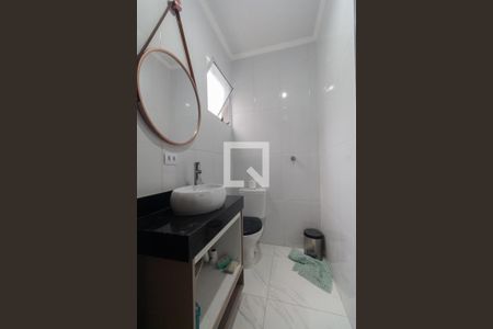 Casa à venda com 200m², 3 quartos e 1 vagaBanheiro
