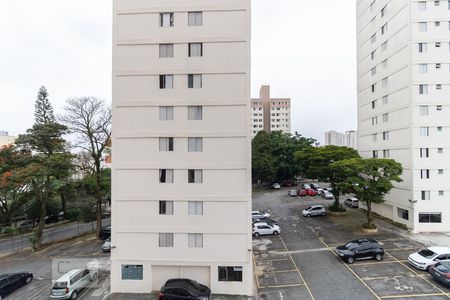 Apartamento à venda com 56m², 2 quartos e 1 vaga Apartamento à venda com 56m², 2 quartos e 1 vagaVista do Quarto 2