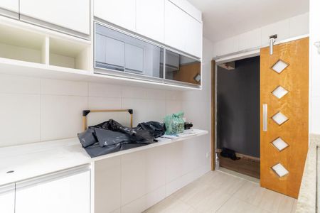 Apartamento à venda com 56m², 2 quartos e 1 vaga Apartamento à venda com 56m², 2 quartos e 1 vagaCozinha
