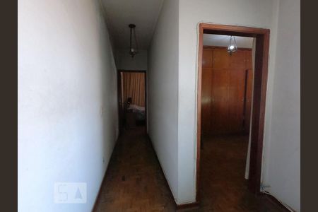 Corredor de casa à venda com 3 quartos, 320m² em Cambuci, São Paulo