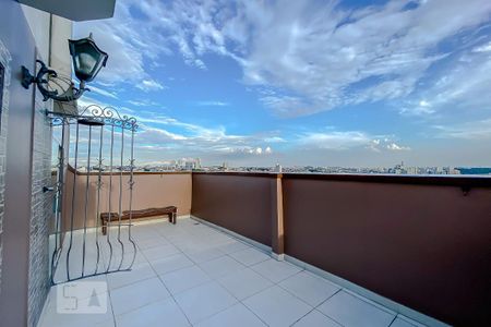 Apartamento à venda com 136m², 3 quartos e 5 vagasQuintal