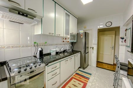 Apartamento à venda com 136m², 3 quartos e 5 vagasCozinha