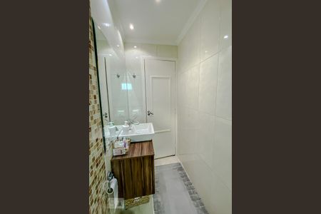 Apartamento à venda com 136m², 3 quartos e 5 vagasBanheiro da Suite