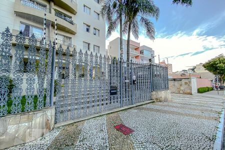 Apartamento à venda com 136m², 3 quartos e 5 vagasFachada
