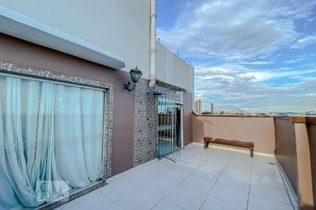 Apartamento à venda com 136m², 3 quartos e 5 vagasQuintal