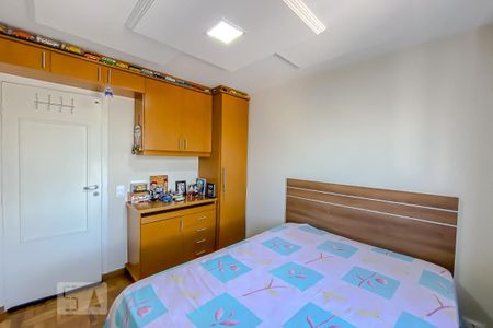 Apartamento à venda com 136m², 3 quartos e 5 vagasQuarto 2