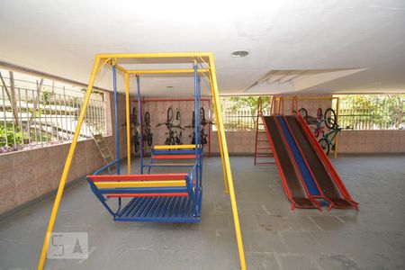 Apartamento para alugar com 50m², 2 quartos e 1 vagaÁrea Comum - Playground 1