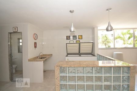 Apartamento para alugar com 50m², 2 quartos e 1 vagaÁrea comum - Salão de festas