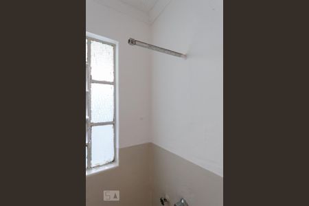 Banheiro de casa para alugar com 1 quarto, 23m² em Jardim Japão, São Paulo