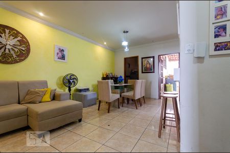 Sala de casa para alugar com 3 quartos, 130m² em Barbalho, Salvador