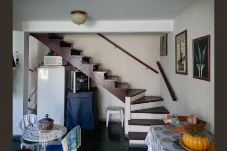 Sala de casa à venda com 3 quartos, 175m² em Vila Monumento, São Paulo