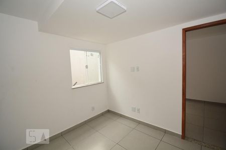 Sala de apartamento para alugar com 1 quarto, 47m² em Oswaldo Cruz, Rio de Janeiro