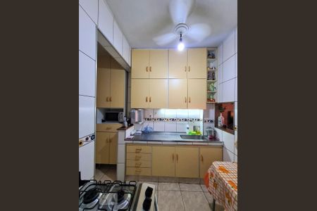 Apartamento à venda com 70m², 2 quartos e 1 vagaCozinha