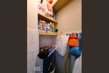 Apartamento à venda com 70m², 2 quartos e 1 vagaBanheiro de Serviço