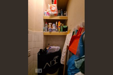 Apartamento à venda com 70m², 2 quartos e 1 vagaBanheiro de Serviço