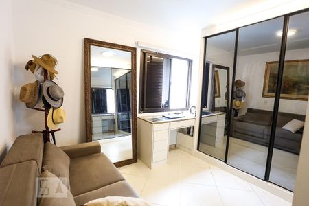 Apartamento para alugar com 230m², 3 quartos e 5 vagassuíte 1