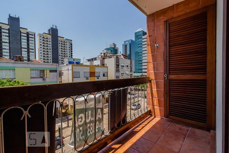 Apartamento à venda com 61m², 2 quartos e 1 vagaVaranda
