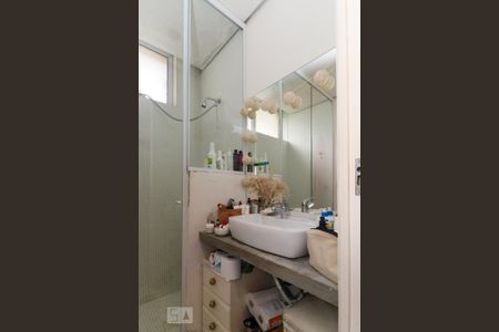 Apartamento para alugar com 75m², 2 quartos e sem vaga Apartamento para alugar com 75m², 2 quartos e sem vagaBanheiro