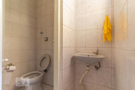 Casa de condomínio à venda com 80m², 2 quartos e sem vaga Casa de condomínio à venda com 80m², 2 quartos e sem vagaBanheiro