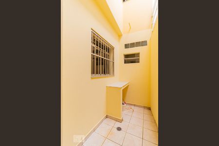 Casa de condomínio à venda com 80m², 2 quartos e sem vaga Casa de condomínio à venda com 80m², 2 quartos e sem vagaQuintal