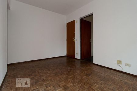 Sala de apartamento para alugar com 1 quarto, 34m² em Rebouças, Curitiba