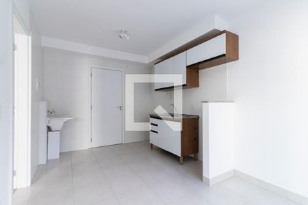 Apartamento para alugar com 32m², 1 quarto e sem vagaSala e Cozinha