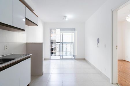 Apartamento à venda com 32m², 1 quarto e sem vagaSala e Cozinha