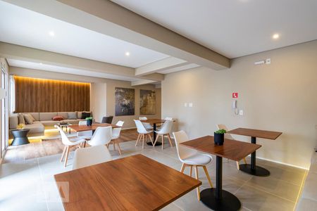 Apartamento para alugar com 32m², 1 quarto e sem vagaÁrea comum - Salão de festas