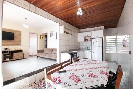 Casa à venda com 100m², 3 quartos e 2 vagasCozinha