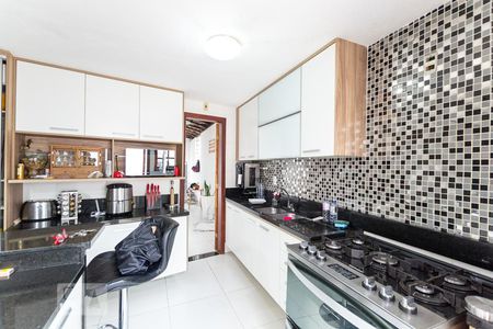 Casa à venda com 150m², 3 quartos e sem vaga Casa à venda com 150m², 3 quartos e sem vagaCozinha