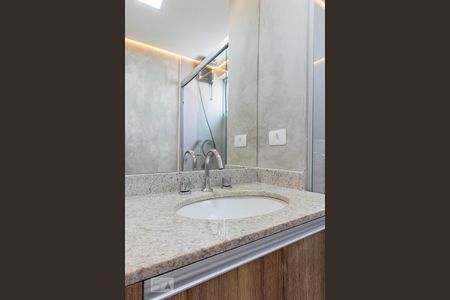 Apartamento à venda com 60m², 2 quartos e 1 vaga Apartamento à venda com 60m², 2 quartos e 1 vagaBanheiro