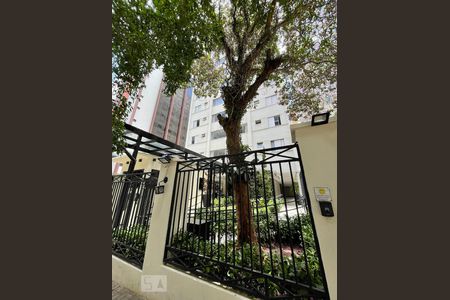 Apartamento à venda com 60m², 2 quartos e 1 vaga Apartamento à venda com 60m², 2 quartos e 1 vagaFachada