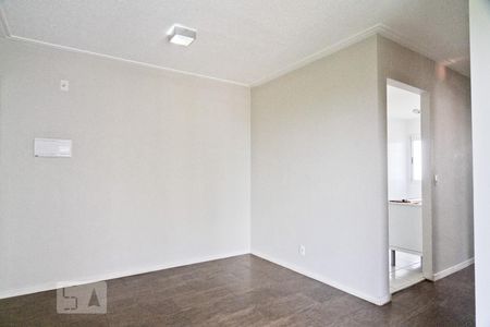 Sala de apartamento para alugar com 2 quartos, 49m² em Jardim Íris, São Paulo
