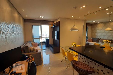 Sala de apartamento para alugar com 2 quartos, 60m² em Parque Independência, São Paulo
