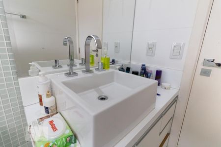 Apartamento à venda com 373m², 4 quartos e 4 vagasBanheiro Social