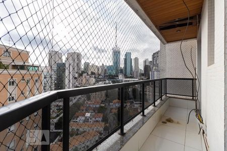 Apartamento à venda com 373m², 4 quartos e 4 vagasVaranda do Quarto 3