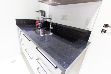 Apartamento à venda com 373m², 4 quartos e 4 vagasCozinha 2