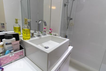 Apartamento à venda com 373m², 4 quartos e 4 vagasBanheiro da Suíte 2