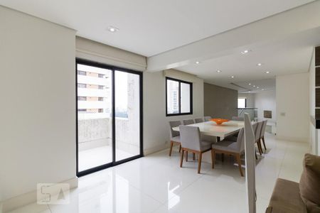 Apartamento à venda com 373m², 4 quartos e 4 vagasCopa