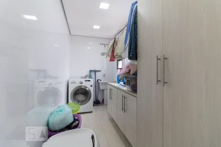 Apartamento à venda com 373m², 4 quartos e 4 vagasLavanderia