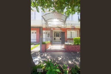 Apartamento à venda com 98m², 3 quartos e 1 vaga Apartamento à venda com 98m², 3 quartos e 1 vagaFachada