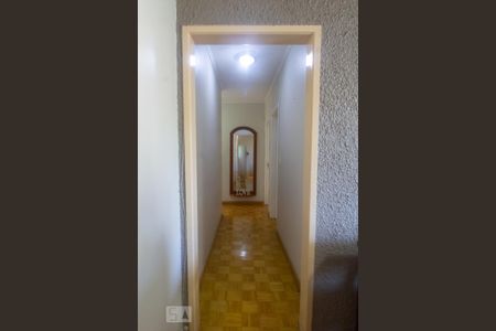 Corredor de apartamento à venda com 3 quartos, 98m² em Menino Deus, Porto Alegre